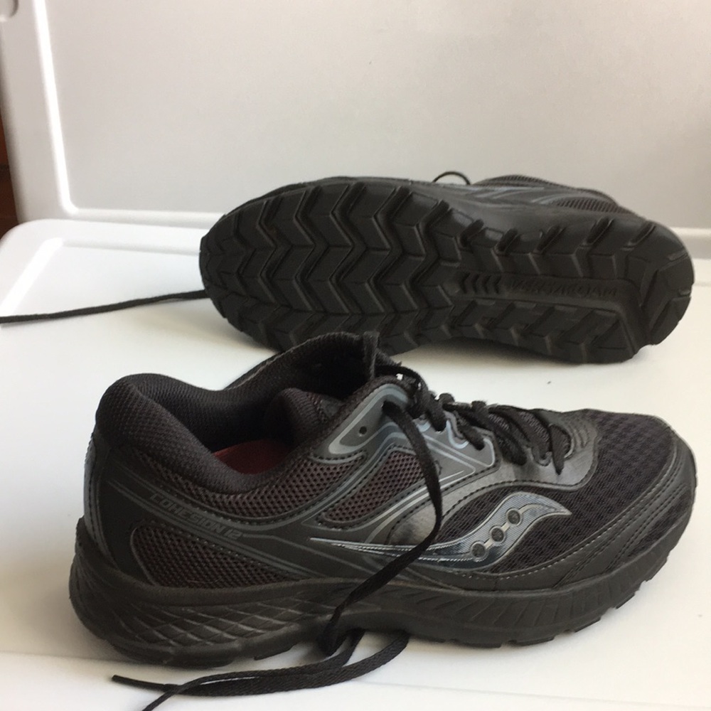 Saucony cohesion 12 knitted athletic sneakers